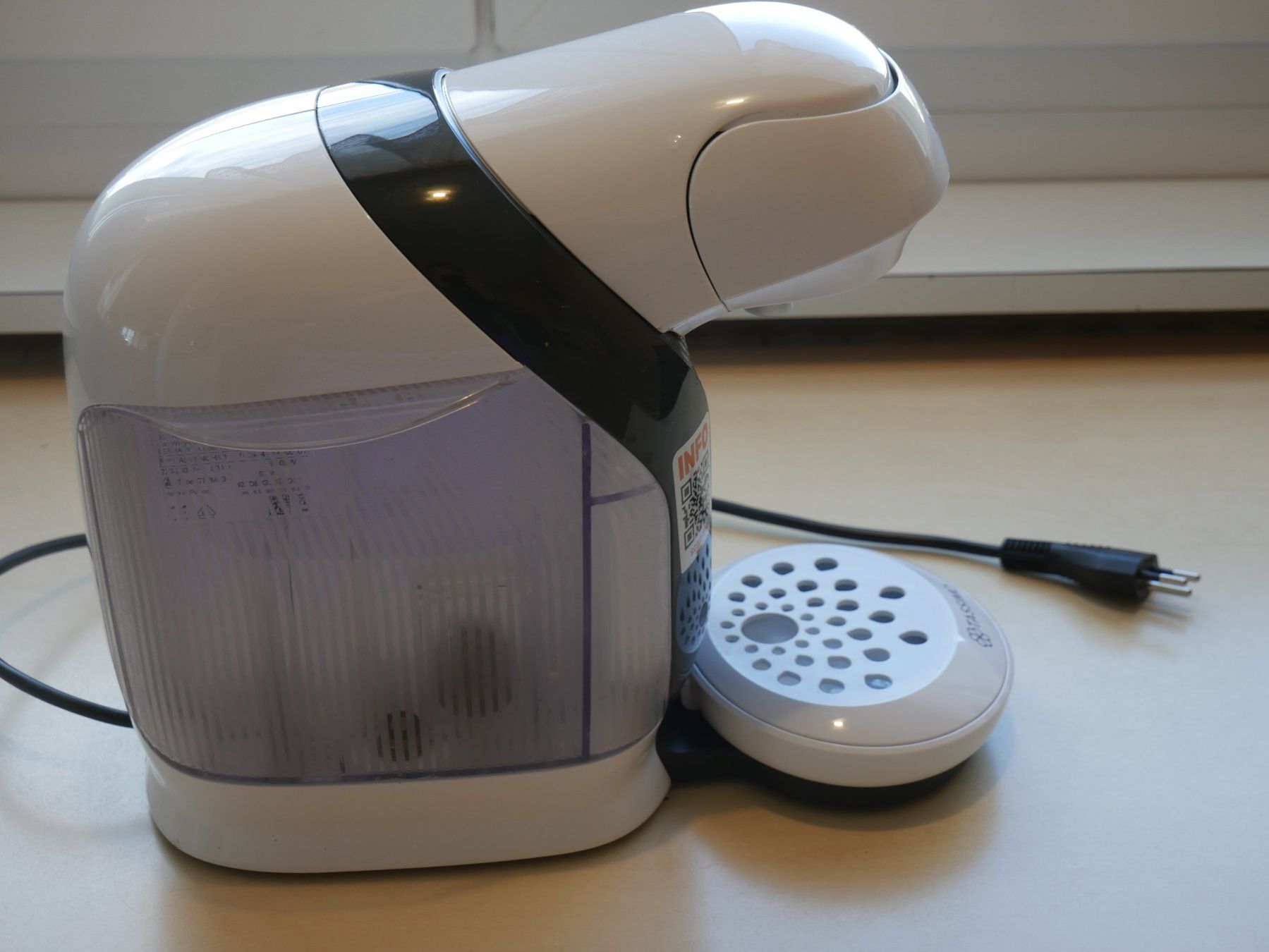Bosch Macchine per caffè & Macchine per espresso: Neue Bosch Tassimo Kaffeemaschine, Weiss – Nuovo e nell'imballaggio originale da Stein AG venduto da Morgenrot56 1