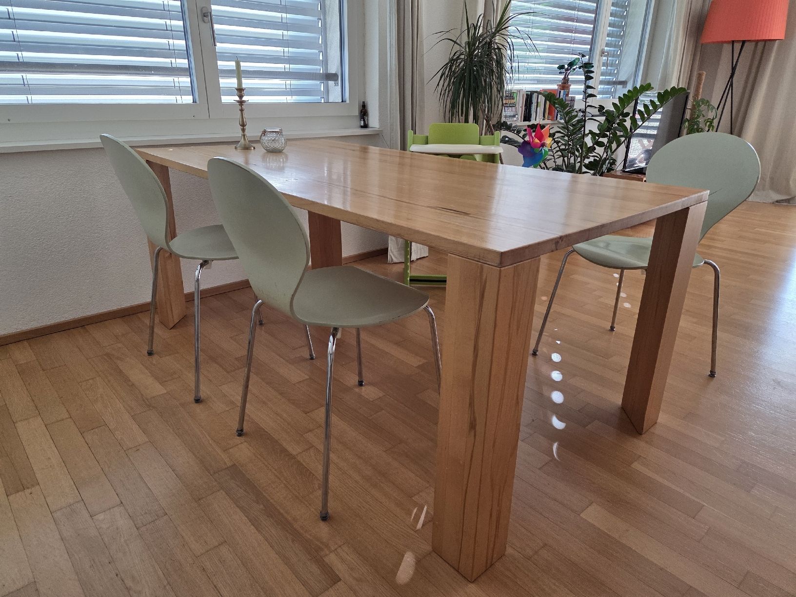 Tavoli: Esstisch Massivholz – Usato da Zürich venduto da LeCaZh