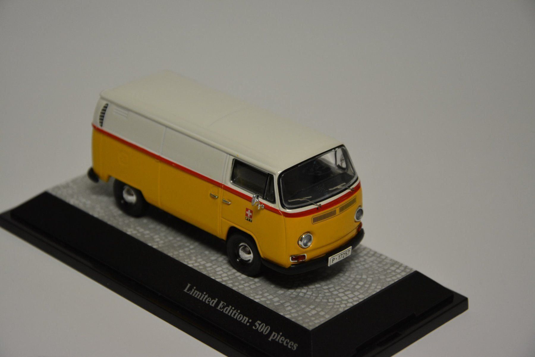 Volkswagen Modellini d'auto: VW T2a Transporter  PTT  , 1:43 – Nuovo e nell'imballaggio originale da Goldach venduto da Feivel9 5