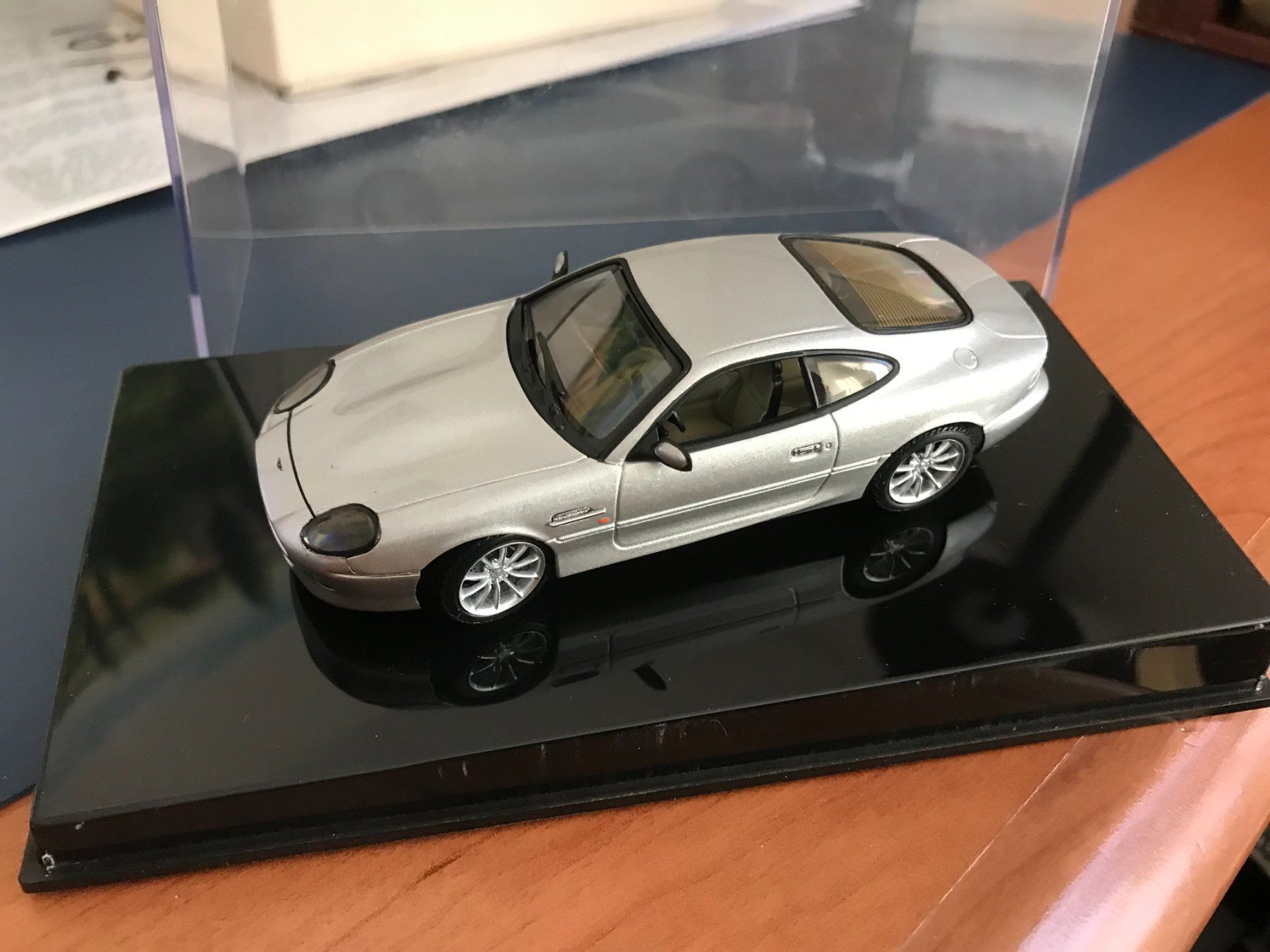 Autoart Modellautos: ASTON MARTIN - DB7 VANTAGE AUTOart - 1:43 - NEW – Neu (gemäss Beschreibung) aus Epalinges von dream-watch 1