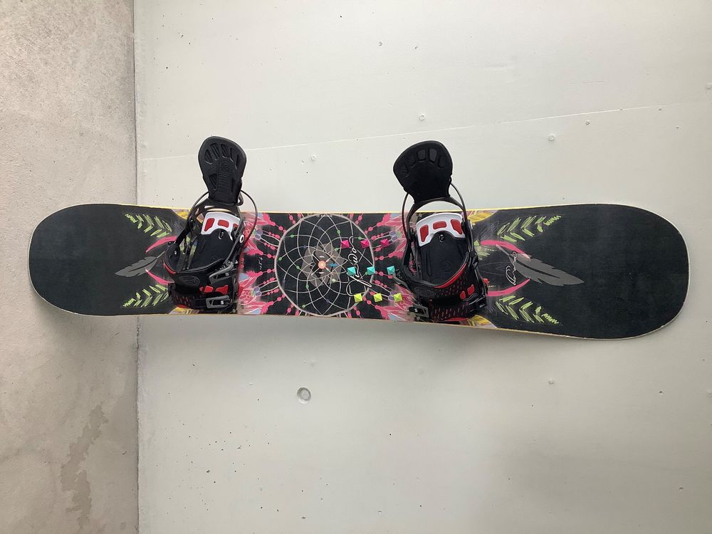 Snowboard mit Flow Bindung und Schuhe Kaufen auf Ricardo