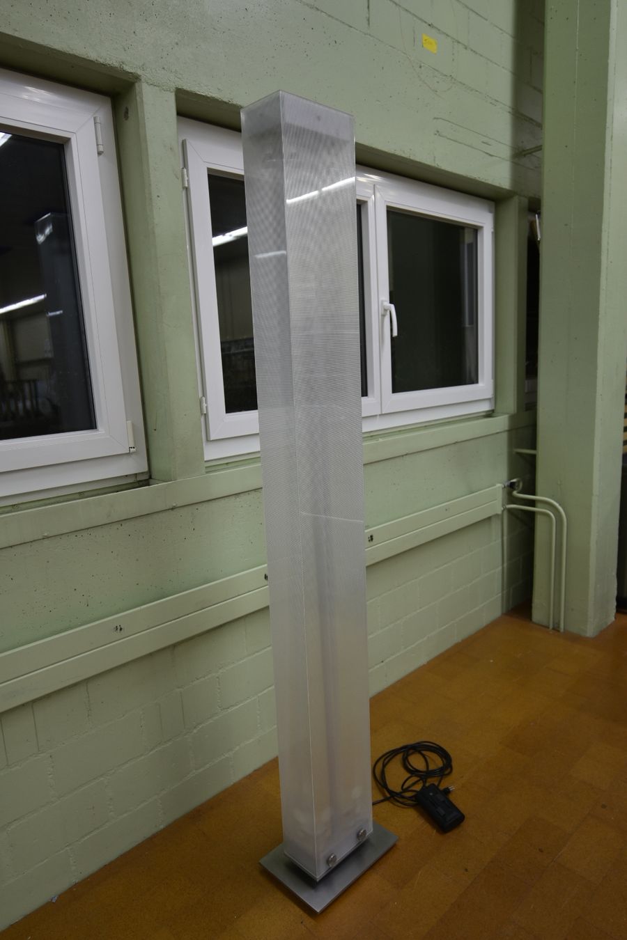 Belux Lampade: Designer Stehlampe Belux Twilight – Usato da Lichtensteig venduto da Polsterwerk