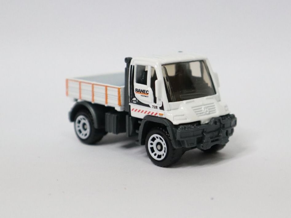 Matchbox Modellini d'auto: Matchbox Mercedes Unimog Ranec  neu – Nuovo (secondo la descrizione) da Eschenbach SG venduto da Astalavista