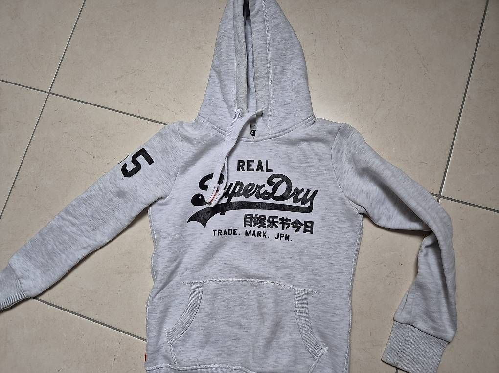 Pulls & Sweat-shirts: Superdry Damenpullover Gr.S – D'occasion à Mettmenstetten par AngelaDell 4