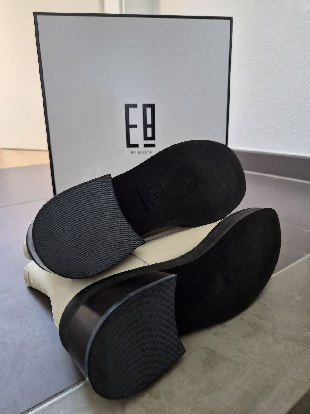 Miista Chaussures femmes: Stivaletto E8 by Miista, Nr. 39 – Neuf avec emballage d'origine à Semione par danisolari 2