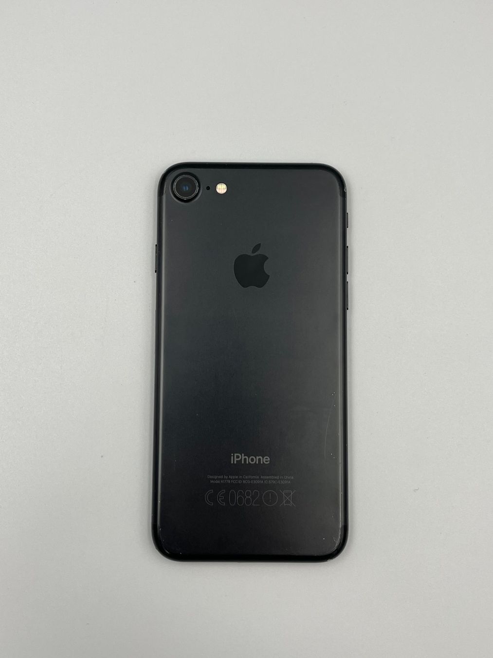 Apple Telefoni cellulari / Smartphones: iPhone 7 128 GB – Usato da Basel venduto da Xani 6
