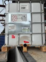 Neuwertiger IBC Container 1000L auf Palette
