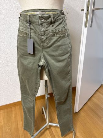 Tolle neue Tapered Hose Jeans Nile XS