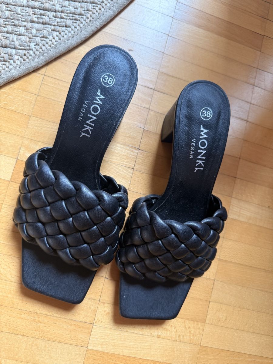 Monki Scarpe da donna: Claquette à Talons  – Usato da Pully venduto da Vckbrd 3