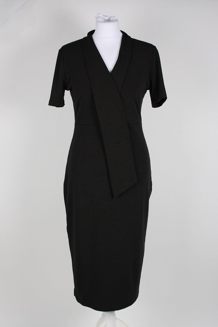 Vestiti: HOMEYEE Kleid schwarz M – Usato da Zollikofen venduto da Restwert_Zollikofen