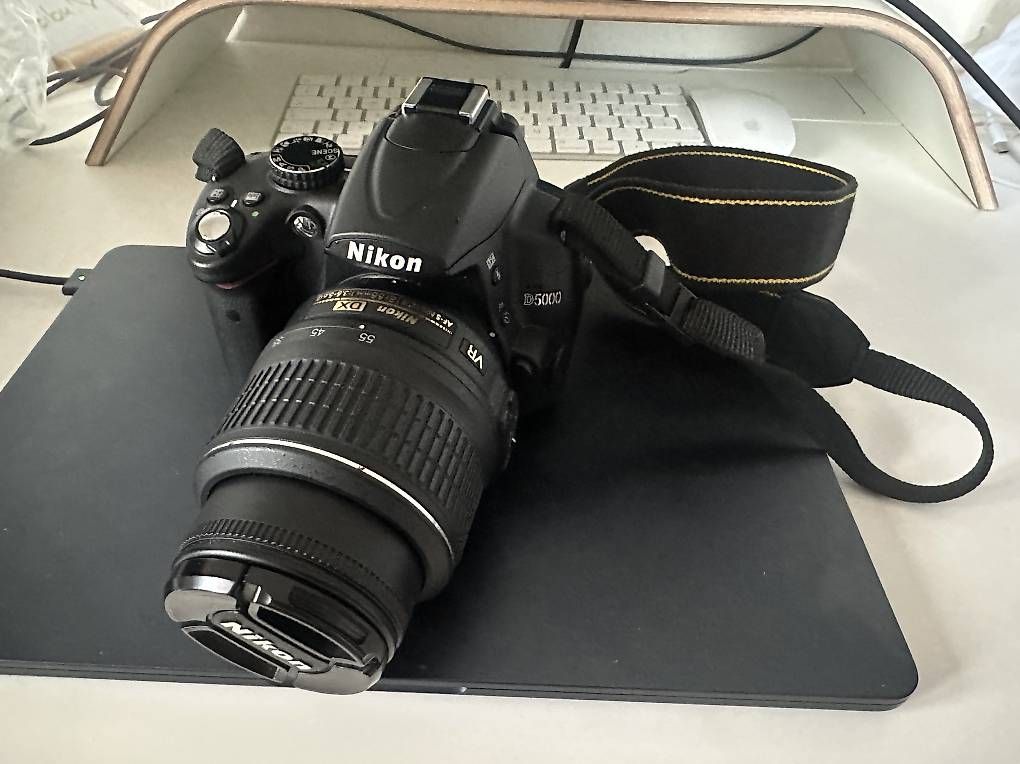 Fotocamera: Spiegel Reflexkamera – Usato da Läufelfingen venduto da eve_jx7d 1