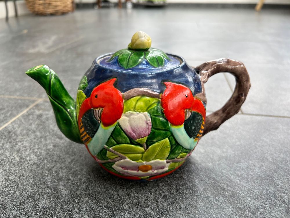 Keramik-Teekanne Mit Rosen-Motiv – Handbemaltes Set Mit 2 Tassen & Untertassen (5 Teile)