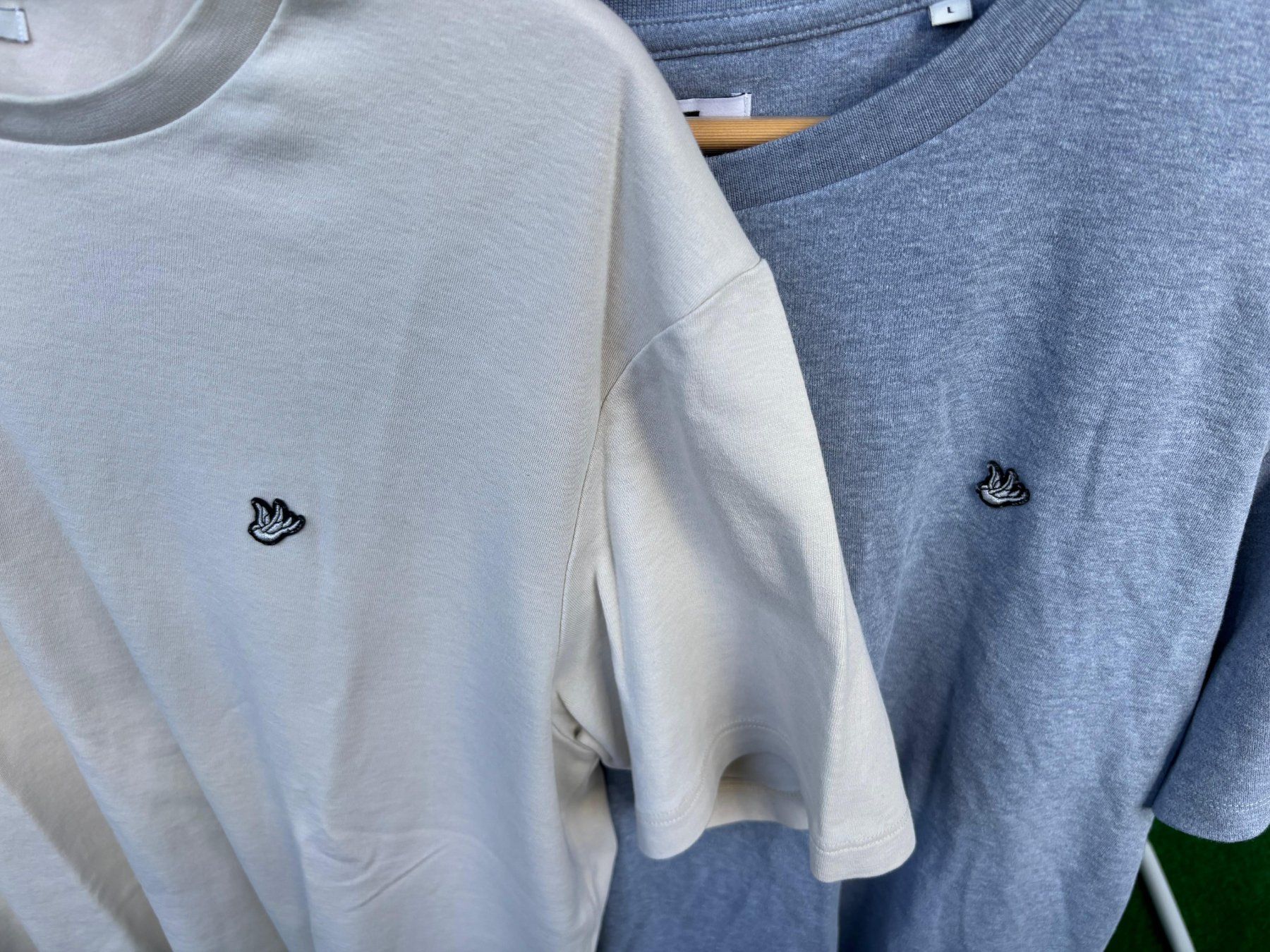 We T-Shirts: WE T-Shirts 2x Eigenmarke Grösse L – Gebraucht aus Winterthur von Majorinho 2