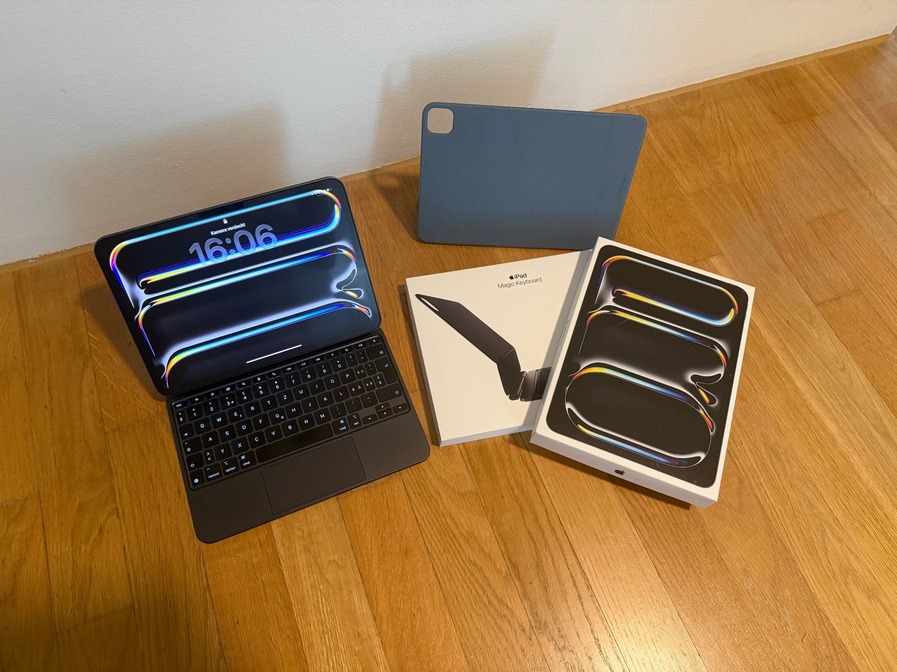 Apple Tablet PC: iPad Pro M4 (2024) inkl. Magic Keyboard und SmartFolio – Usato da Münchenstein venduto da Jonashoffmann