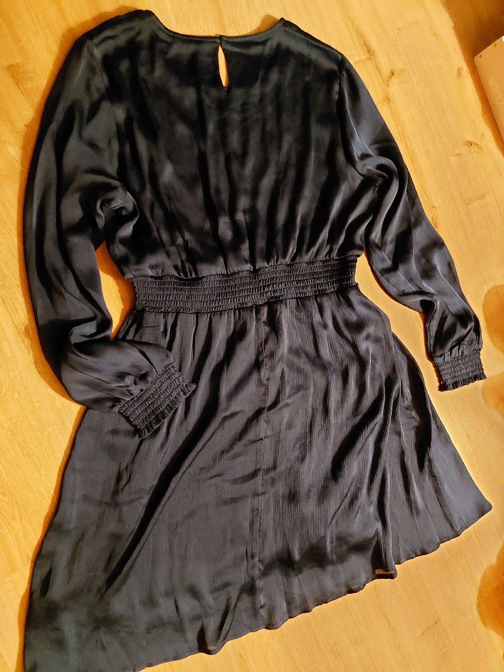 Vila Vestiti: VILA Kleid, Gr 44, Blau, langarm,  leicht – Usato da Büttikon AG venduto da lca_v7pb 6