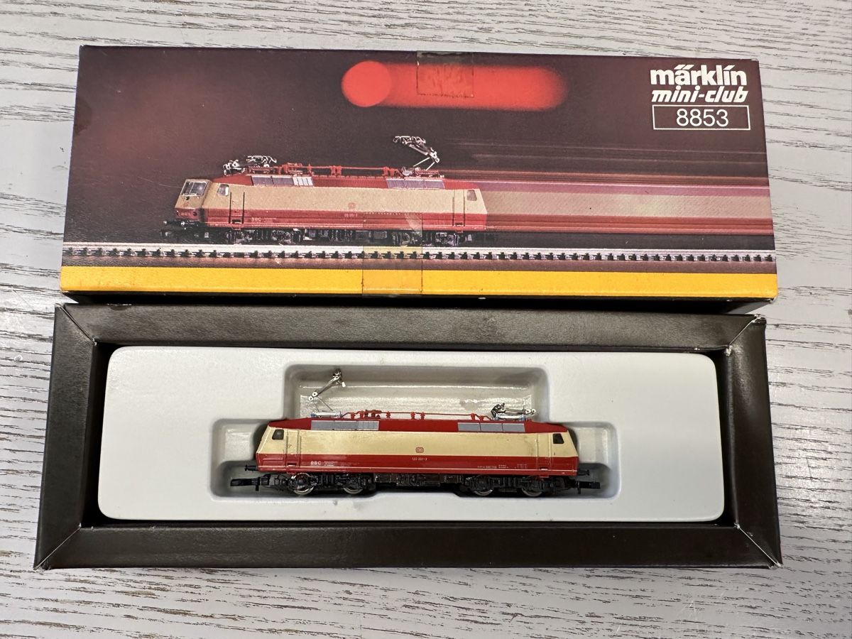 Märklin Modellini di ferrovie: Märklin 8853 DB BR 120 DEFEKT – Difettoso da Lupsingen venduto da New-Haven 2