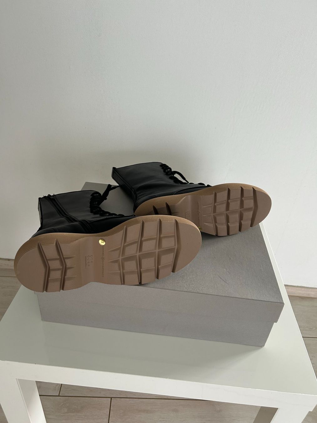 Kennel + Schmenger Scarpe da donna: Kennel und Schmenger Boots – Nuovo (secondo la descrizione) da Biel-Benken BL venduto da ser_z25x 2