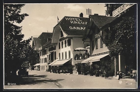 Ansichtskarten: Brienz, Strassenpartie mit Restaurant de – Gebraucht aus Berlin von bartko-reher