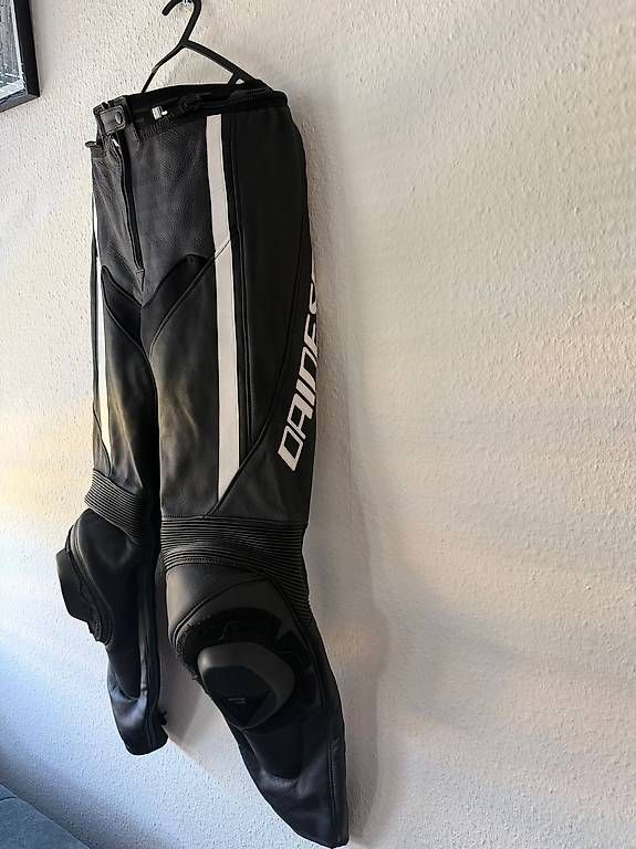 Dainese Giacche: Dainese femme cuir – Usato da Meyrin venduto da Ernes.01 3