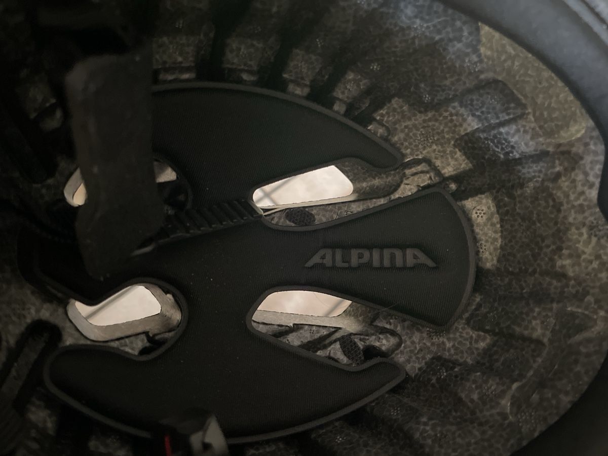 Alpina Caschi: Velohelm Alpina Grösse 53-57 – Usato da Muttenz venduto da Fertal 3