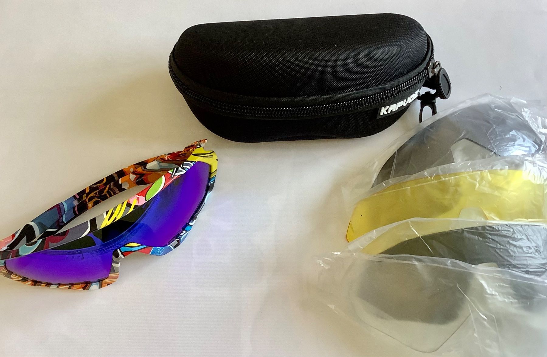 Occhiali & Lenti: SPORT SUNGLASSES – Nuovo e nell'imballaggio originale da Arcegno venduto da Denni 2