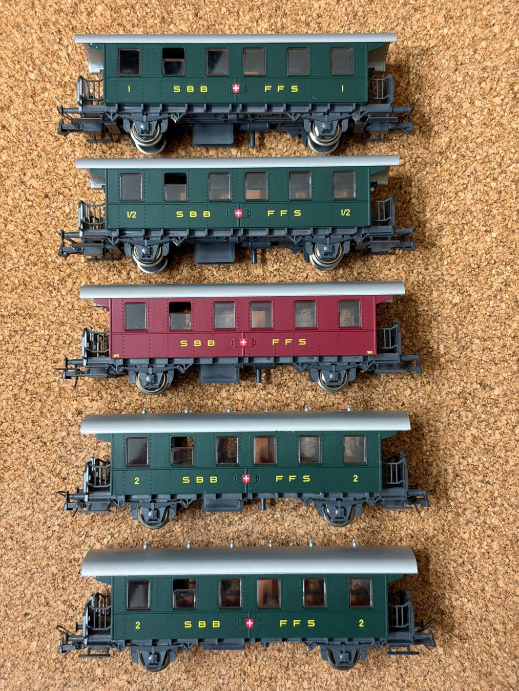 Roco Modellini di ferrovie: 5x Roco SBB-Wagen – Usato da Bülach venduto da Ruedimax 3