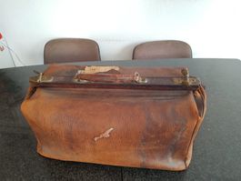 Antike Doktortasche / Arzttasche  Leder, Vintage.