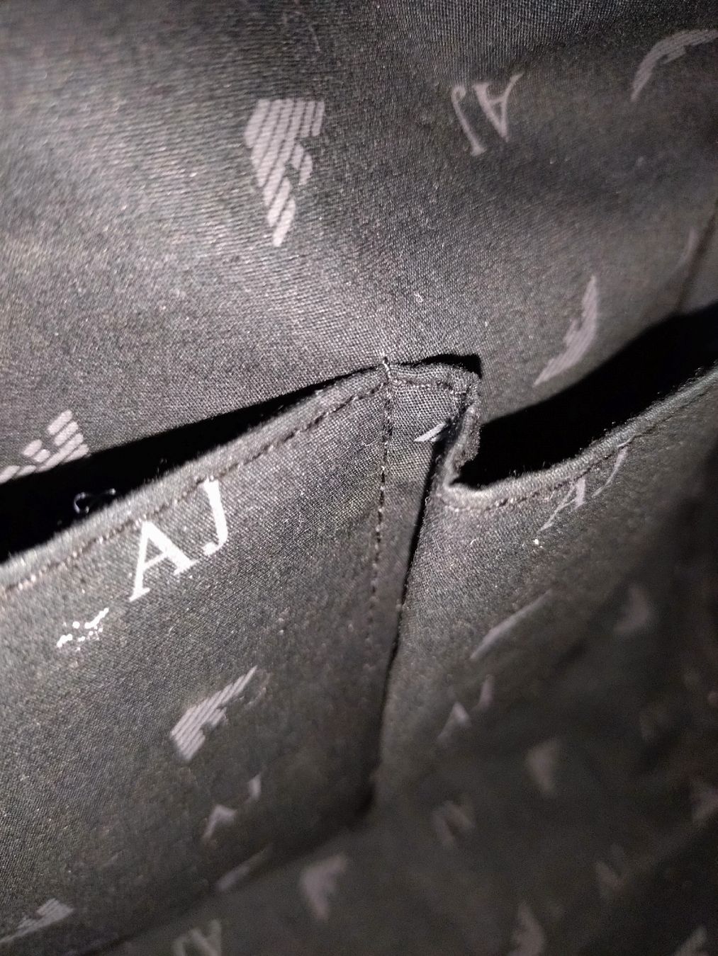 Armani Borse da donna: Handtasche Armani Jeans, schwarz Lack – Usato da Kilchberg ZH venduto da Sho5000 4