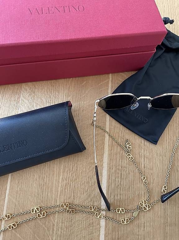 Occhiali & Lenti: Valentino Sonnenbrille  – Usato da Emmenbrücke venduto da sim_gt9g 3