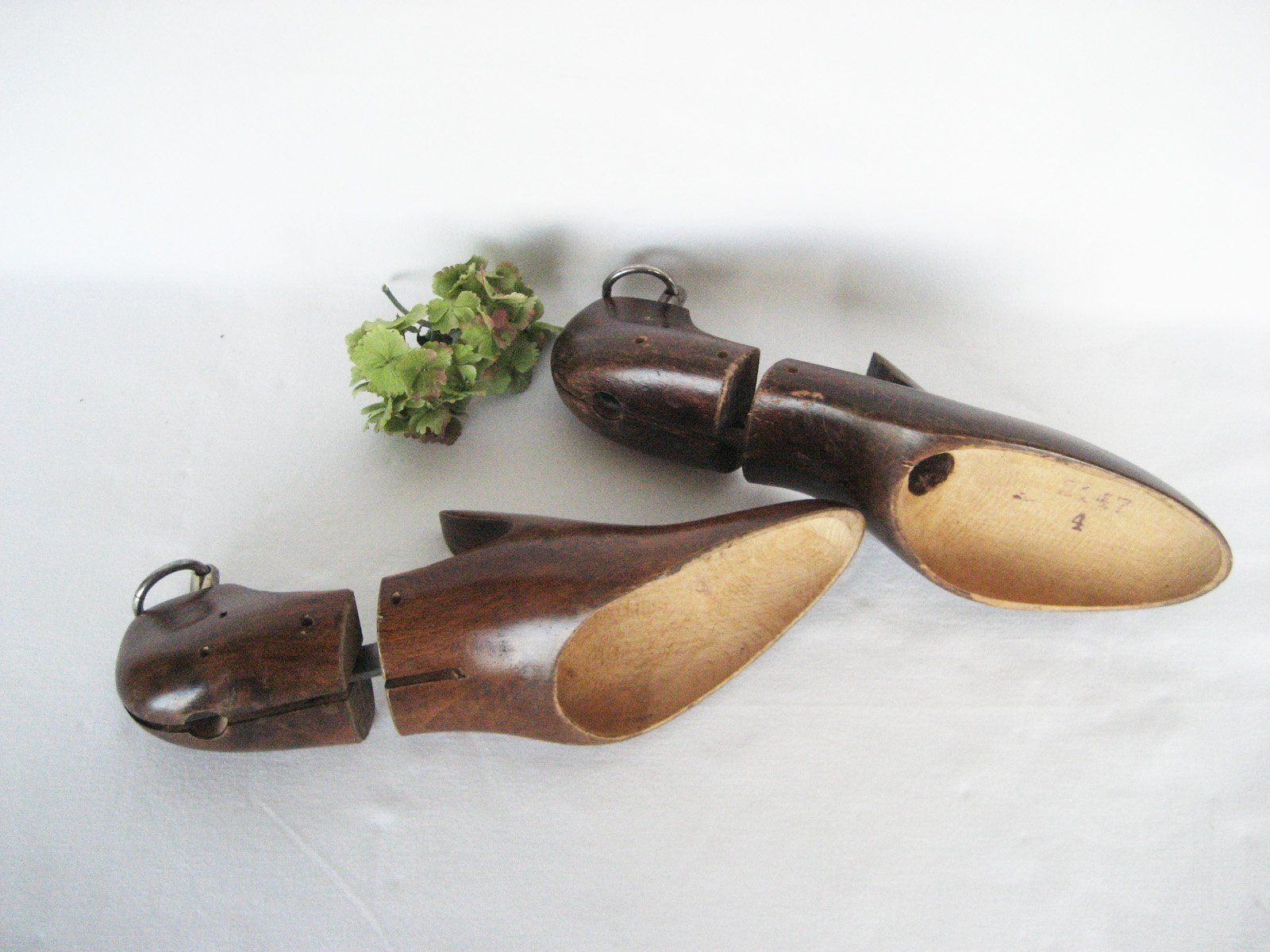 Scarpe da donna: Paar Schuhspanner aus Holz – Usato da Rieden SG venduto da severem13 2