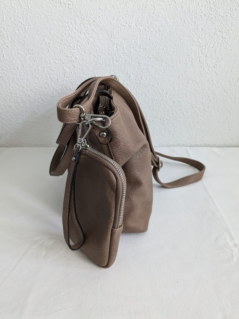 Taschen für Damen: Damentasche Emily&Noah – Gebraucht aus Weinfelden von blaukreuz_brocki_TG 1