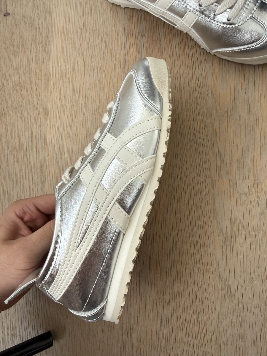 Onitsuka Damenschuhe: Onitsuka Tiger Mexico 66 silber Gr. 37 – Neu (gemäss Beschreibung) aus Allschwil von lor_6cgq 2