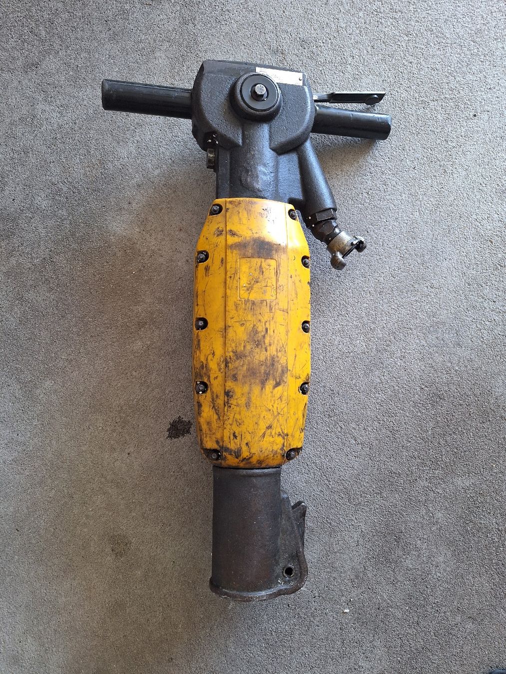 Atlas Copco Tutti gli attrezzi: Drucklufthammer, Spitzhammer Atlas – Usato da Wilen (Sarnen) venduto da wally012