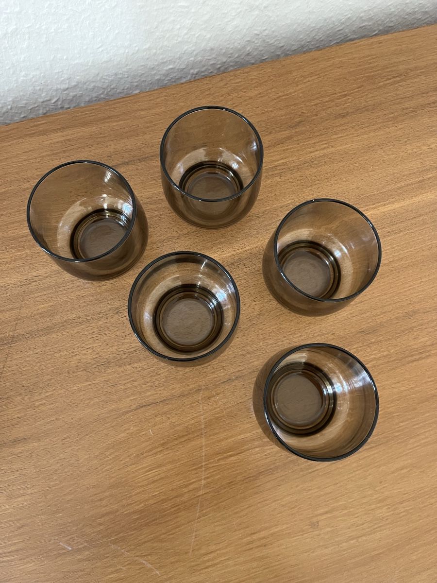 Bicchieri: verre fumé vintage  – Usato da La Chaux-de-Fonds venduto da vert_j 1