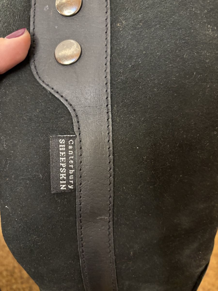 Damenschuhe: Winterstiefel / Gummistiefel / Schaffell – Gebraucht aus Schwerzenbach von herzankerkreuz 1