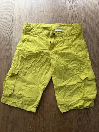 Lego Shorts in gelb, Größe 140