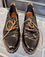 Schnürschuhe Lasocki schwarz braun Gr. 39 