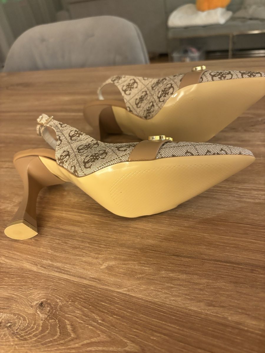 Guess Damenschuhe: Guess Schuhe – Neu und originalverpackt aus Ermatingen von eri_k7ys 2