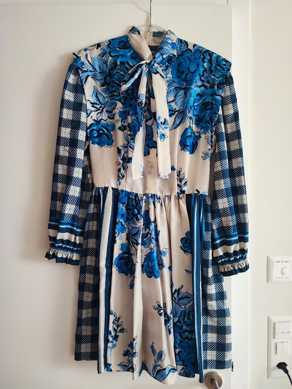 Robes: Alberta Ferretti Seidenkleid IT 40 – Neuf (Voir description) à Bergdietikon par patcake87 2