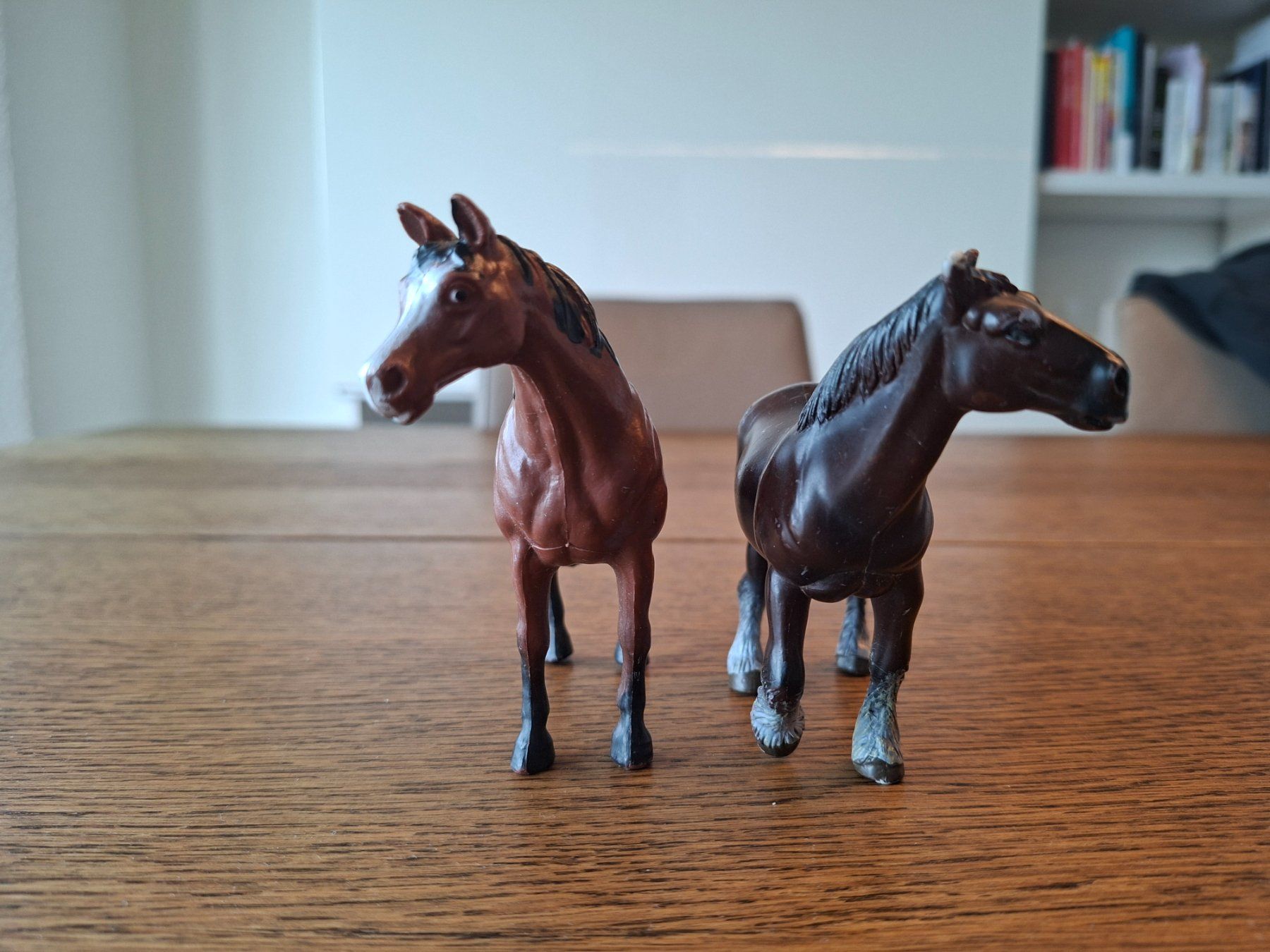 Giocattoli: 2er Set Pferdefiguren , gut erhalten, gebraucht – Usato da Ebmatingen venduto da Tschiipii