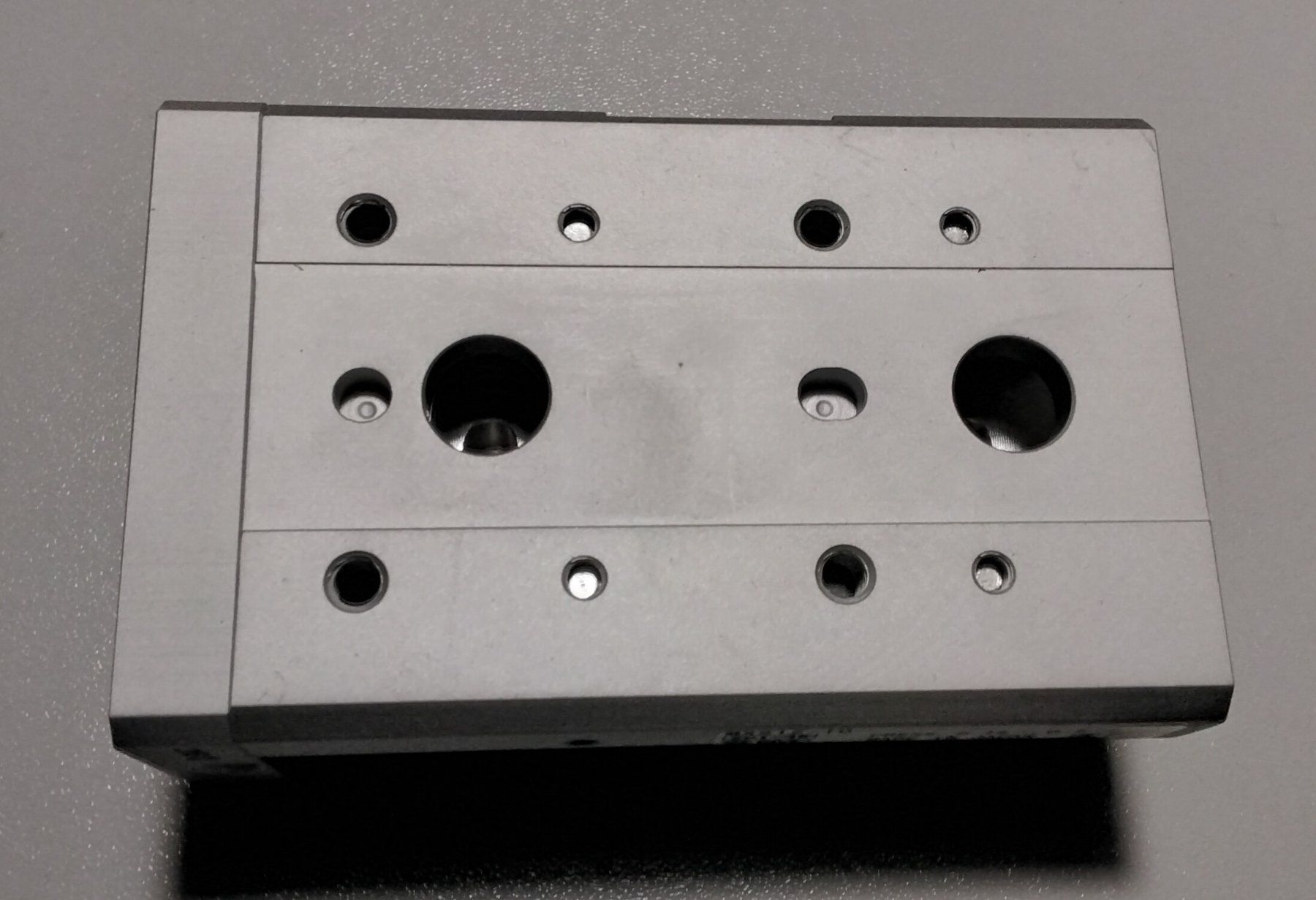 Altri prodotti elettronici: SMC MXS12-10 – Nuovo e nell'imballaggio originale da Bussy FR venduto da 023 2