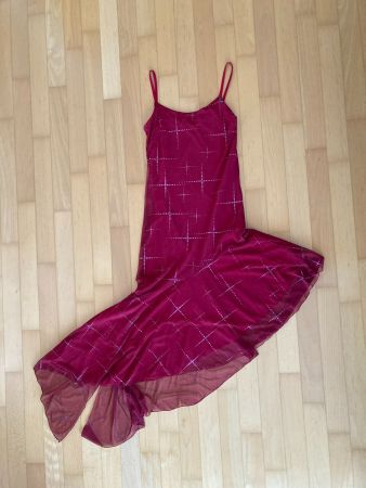 Rotes Kleid mit Glitzerelementen "VEGAS Paris"