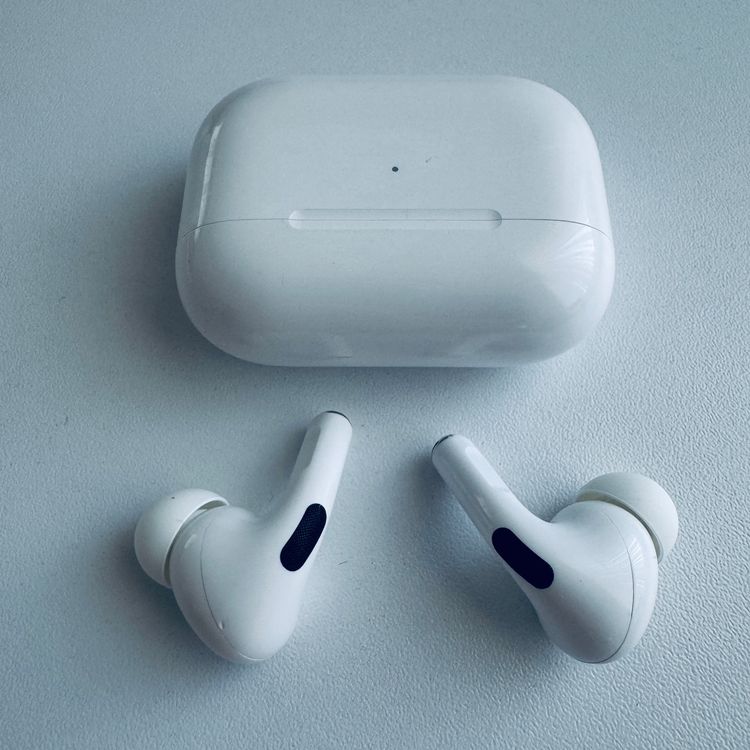 Apple Kopfhörer: Original Apple AirPods Pro 1 Gen. MagSafe USB-C Kabel – Gebraucht aus Basel von MY.AIRPODS.SHOP 3