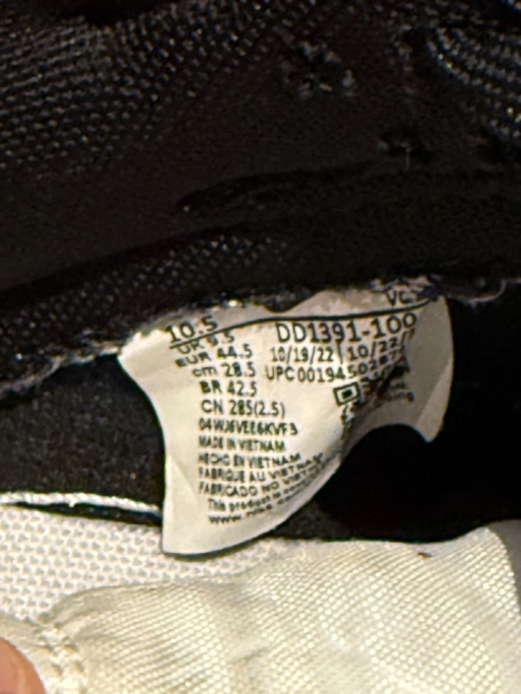 Scarpe da uomo: Nike Dunk Low Panda, Top Zustand, Grösse 44,5 – Usato da Emmenbrücke venduto da ReFine 3