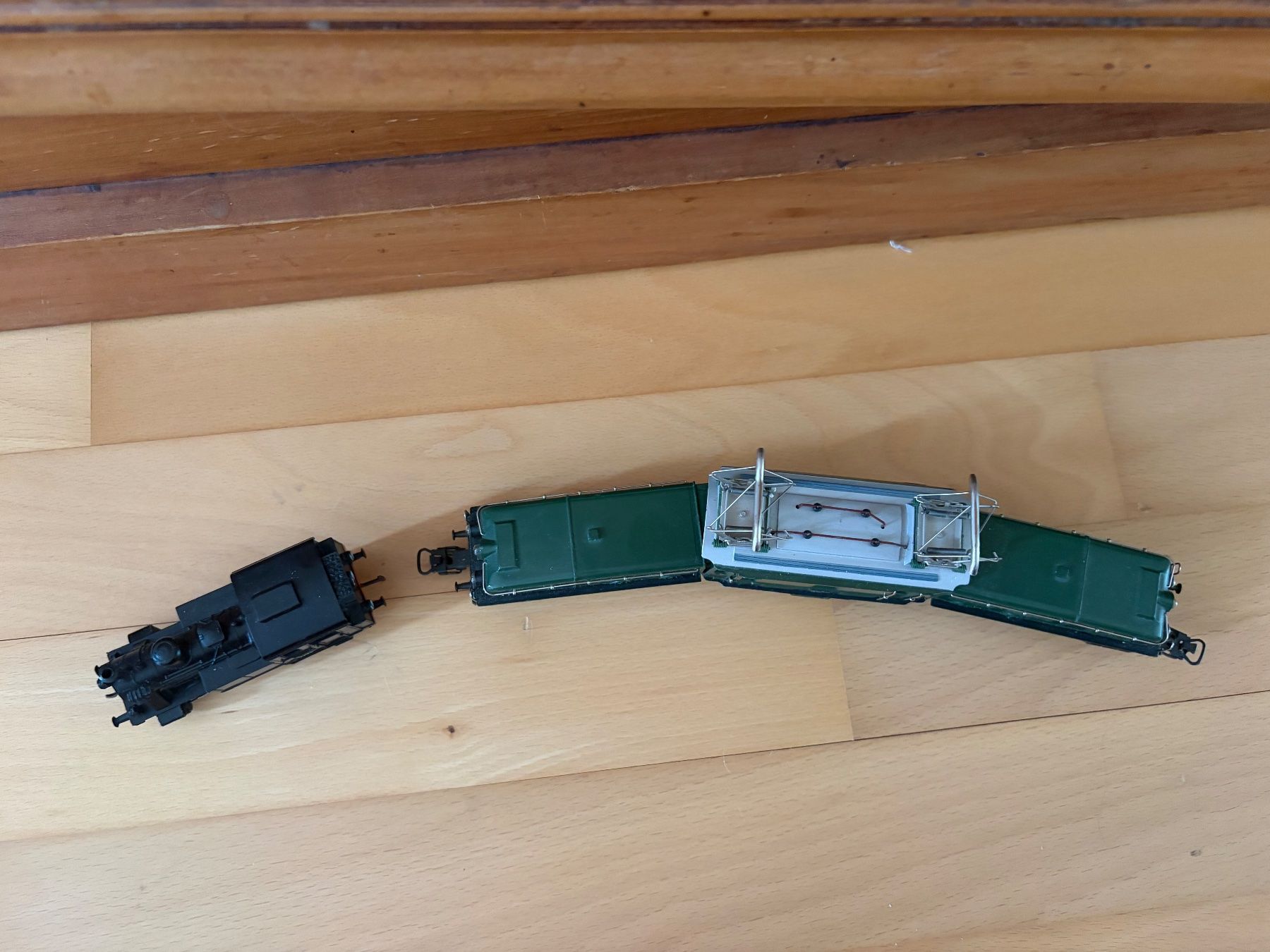 Märklin Modelleisenbahnen: Märklin Loks H0 – Gebraucht aus Schwerzenbach von Jeanlice 1