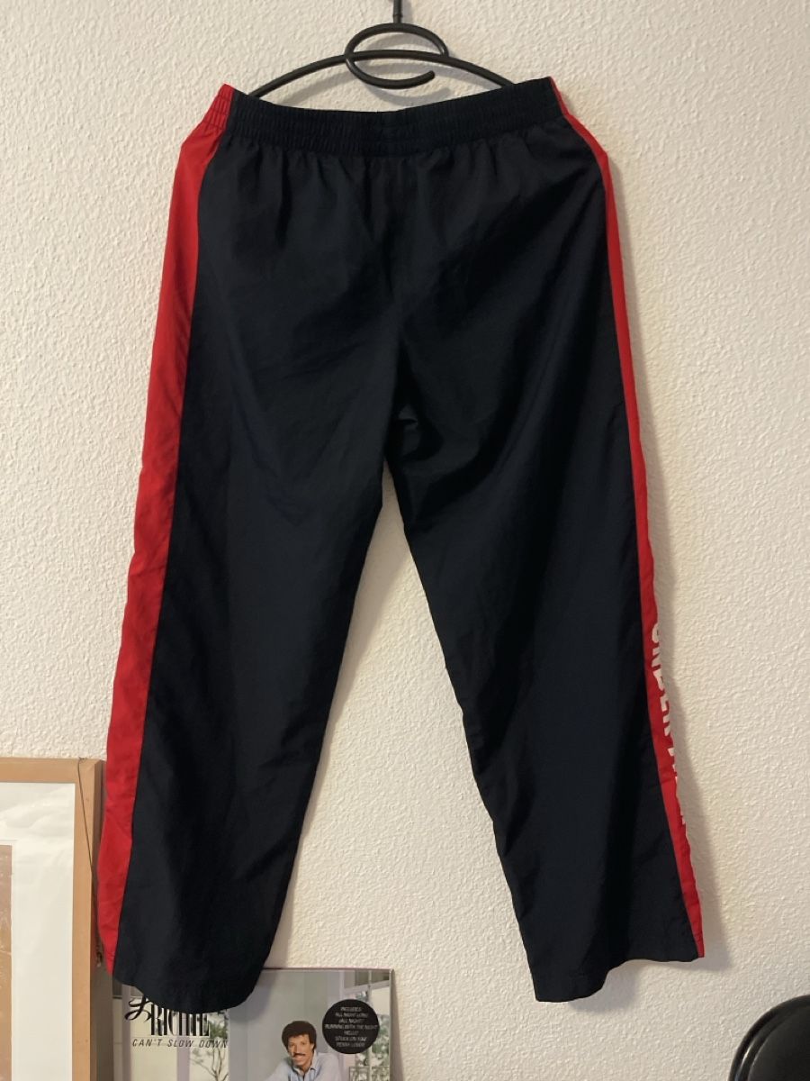 Under Armour Leggings: Under Armour Track Pants Black Red Size L used – Nuovo (secondo la descrizione) da Winterthur venduto da shp_xcc5 5