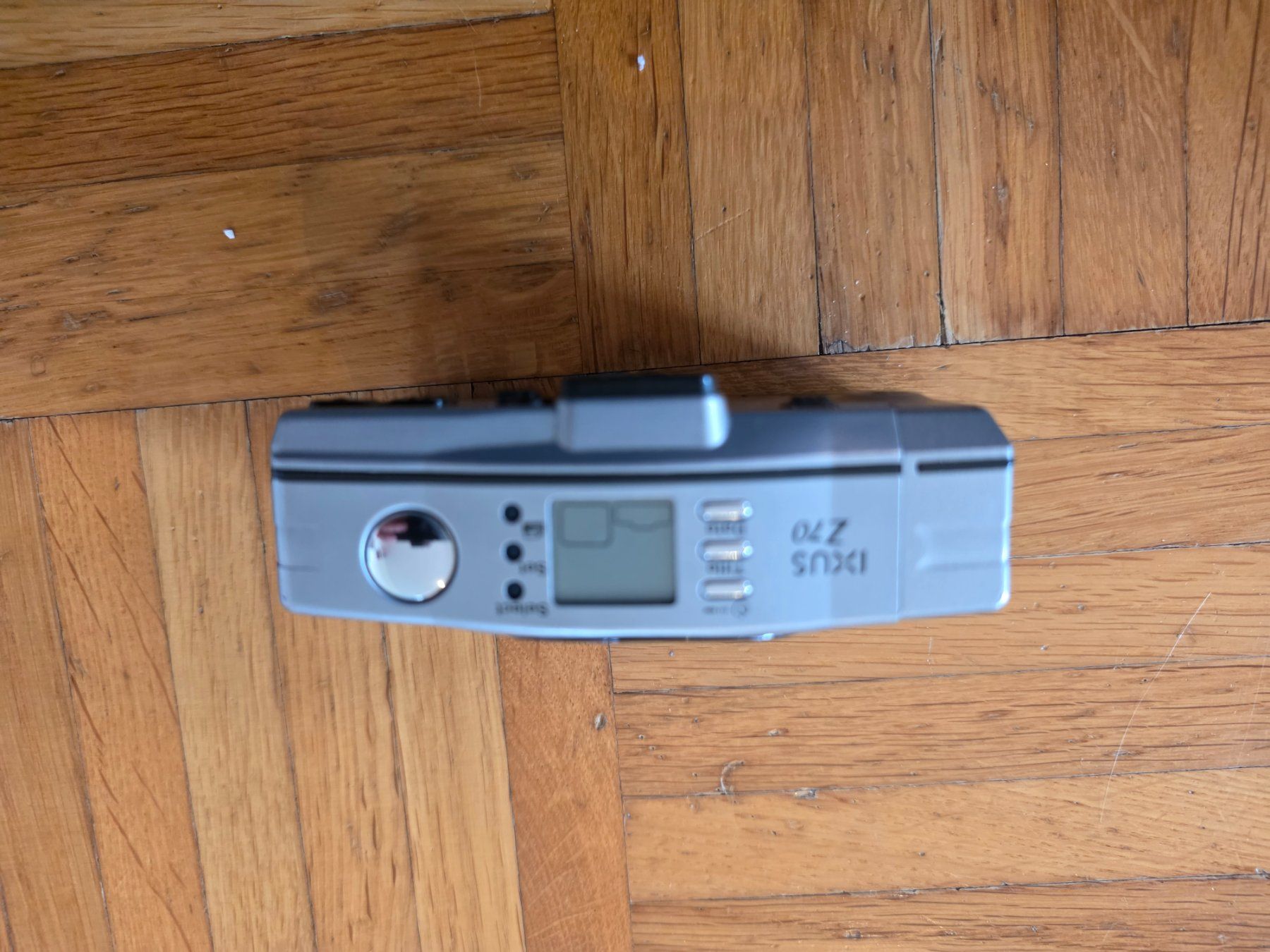 Canon Kamera: Canon Ixus Z70 Digitalkamera – Defekt aus Dorf von Echo_Elements 6