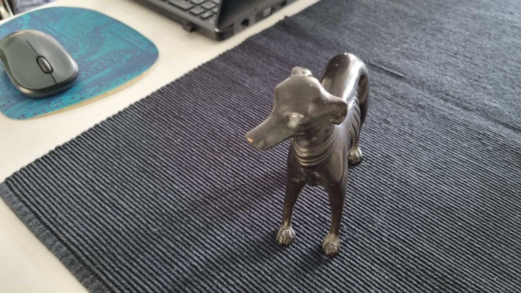 Figuren: WINDHUND BRONZENFIGUR – Gebraucht aus Locarno von ICARO8 2