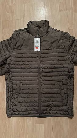 Jack & Jones Jacke, Grösse L, ideal für die Übergangszeit