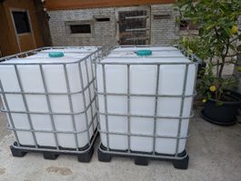 IBC Container 1000L mit Hahn gebraucht 2 Stück 